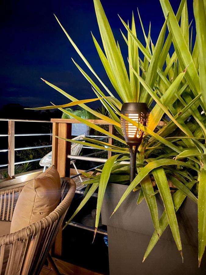Mobil Superbe Vue St Raphael Campsite *